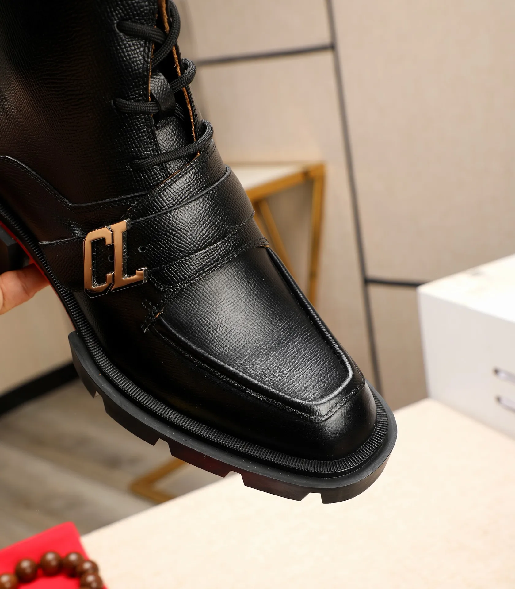 Men's Men's Shoes💰920 New Actual Shots••CL～High-end men's red-soled shoes! ••🆑Top original order purchasing agent. Imported top-layer ten-fingerprint leather and water-dyed cowhide inside 🉑️ Imported TPU rubber sole, wear-resistant and non-slip, full of European style, SIZA: 39-44 (45.46, customized)